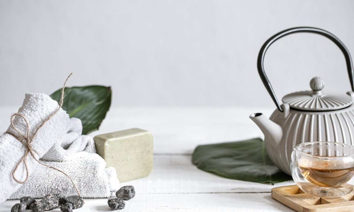 DIY Aromatic Bath Tea Recipe with Essential Oils - Cliganic