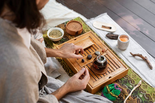 How to Find a Qualified Aromatherapist - Cliganic