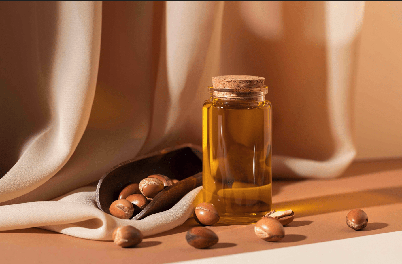 The Benefits of Argan Oil in Your Fall Hair Care Routine - Cliganic