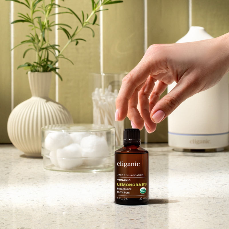 Organic Lemongrass Essential Oil - Cliganic Essential Oil Singles